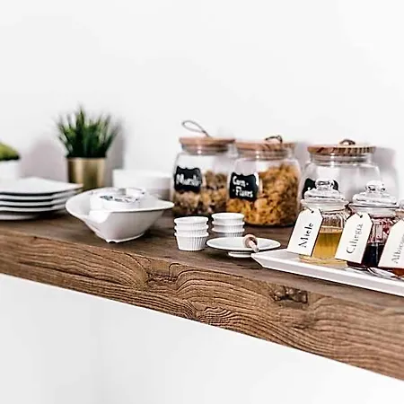 Couette-café Vandelia 4*