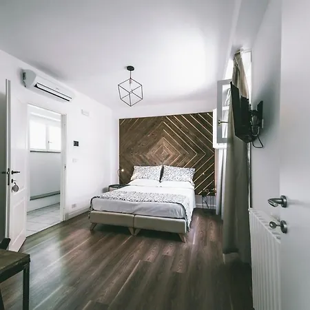 Vandelia Bed & Breakfast 4*