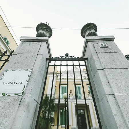 Bed & Breakfast Vandelia 4*