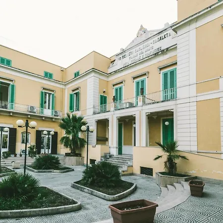 Vandelia Bed & Breakfast 4*